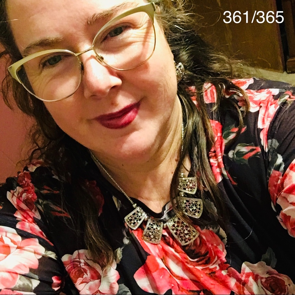 Meet your Posher, Pam